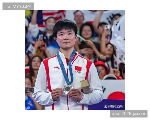 何冰娇每天吃三顿蛋白粉当饭，这谁顶得住啊