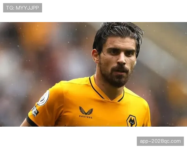 内维斯对切尔西一役的中场调度能力解析