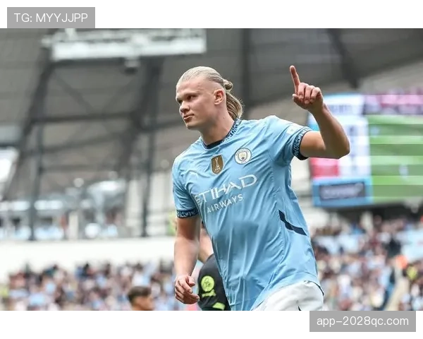 哈兰德背身对抗效率如何塑造其战术角色？